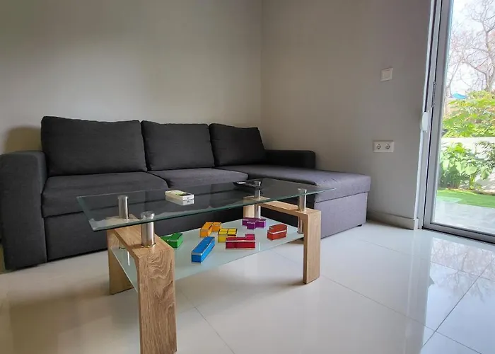 Konnet #1 * Rhodes City